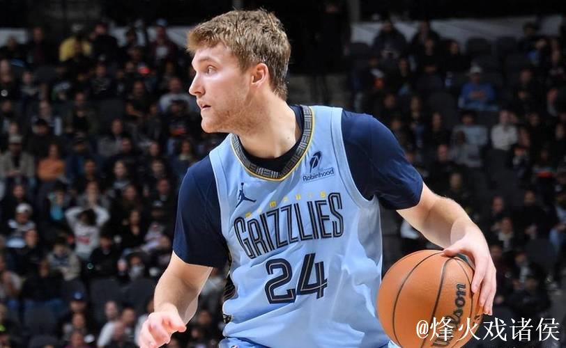 卡姆-斯潘塞近两战投篮精准:19中15、三分16中13 卡姆-斯潘塞近两战投篮精准:19中15、三分16中13